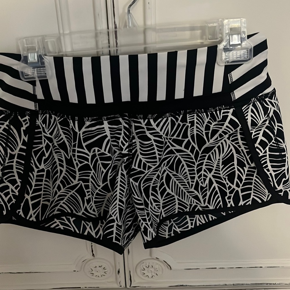 Lululemon Speed up Short